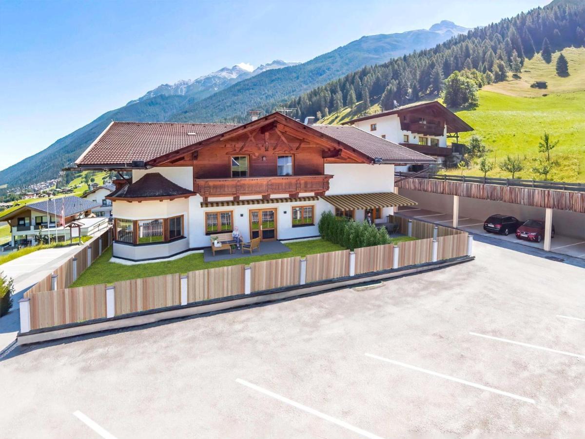 Lovely Apartment In Neustift Im Stubaital With Mountain View Dış mekan fotoğraf